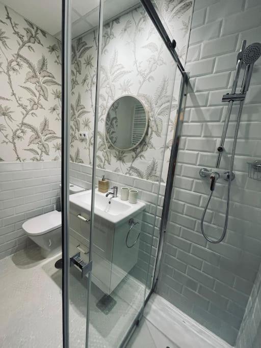 مدريد New Stylish Apt 5Px En La Plaza De Espana/Gran Via المظهر الخارجي الصورة